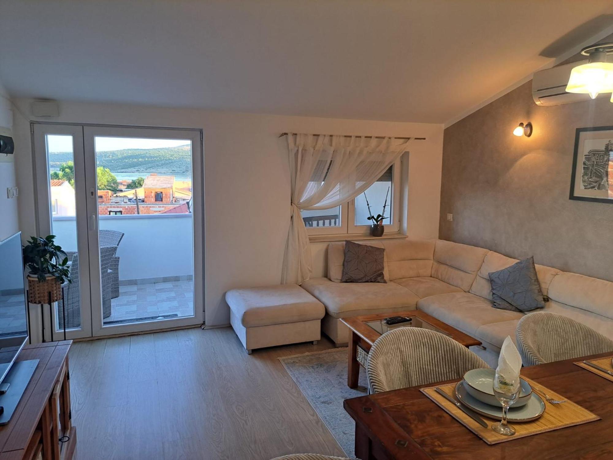 Apartman Lucia Posedarje Exteriér fotografie