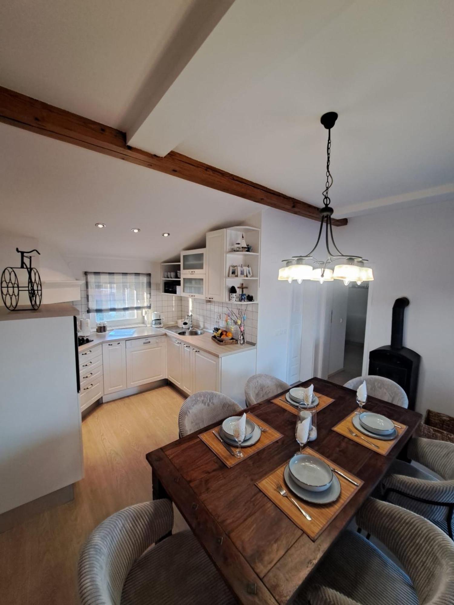 Apartman Lucia Posedarje Exteriér fotografie