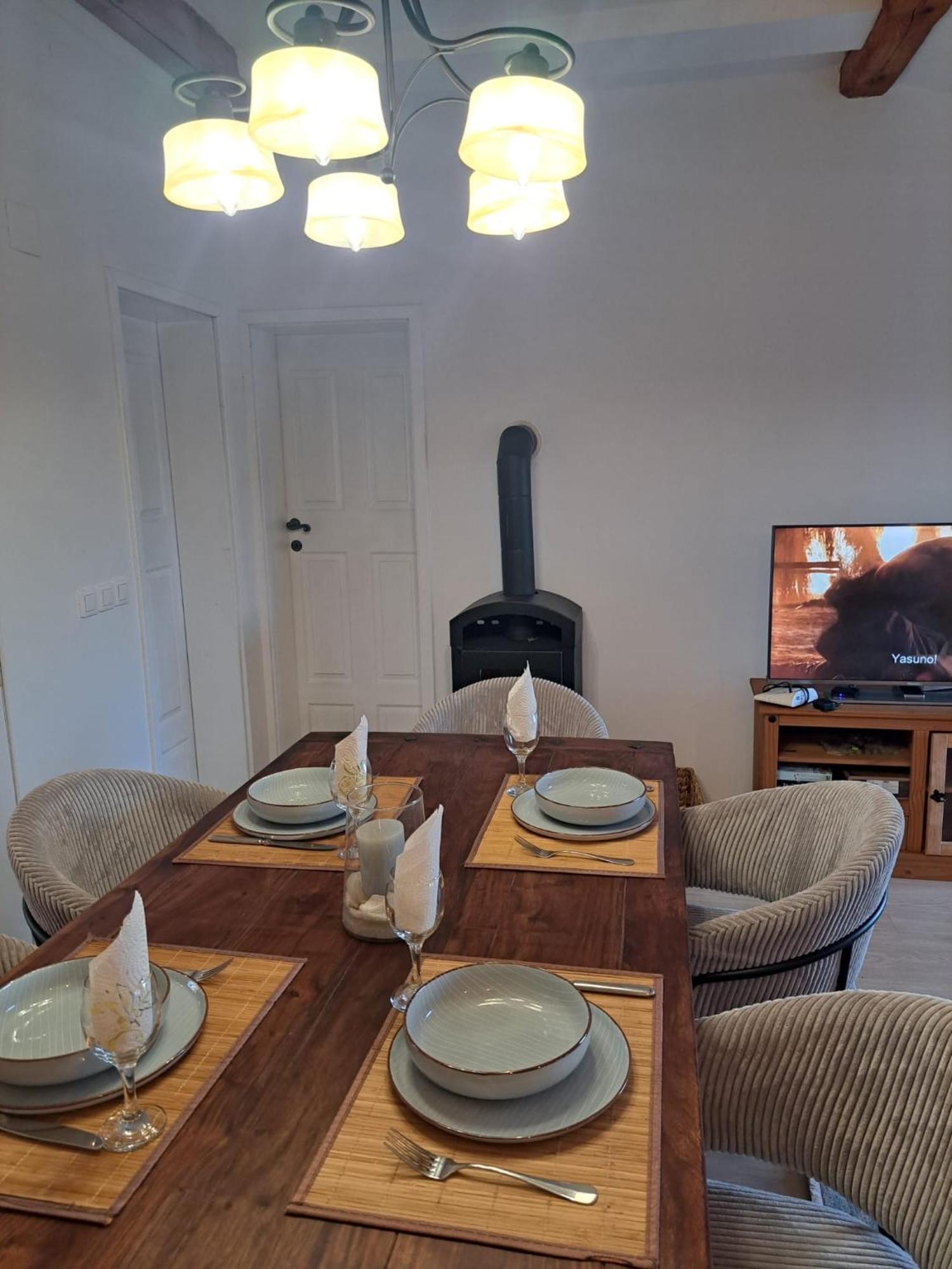 Apartman Lucia Posedarje Exteriér fotografie